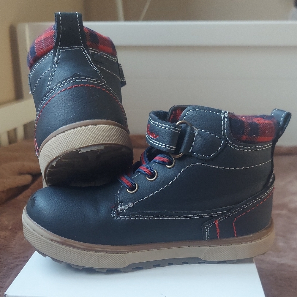 Eddie Bauer Silver Star Dark Navy and Red Boots. Toddler Boys Size 8